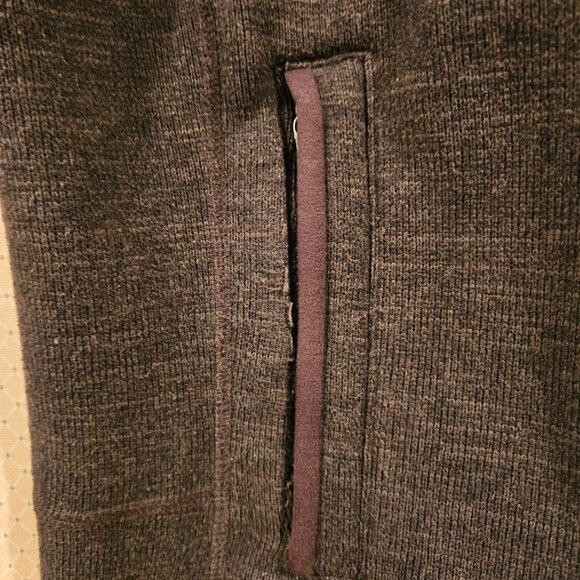 Patagonia Full-Zip Fleece Vest – Heathered Brown | Quality Outdoor Layer - Picture 3 of 7